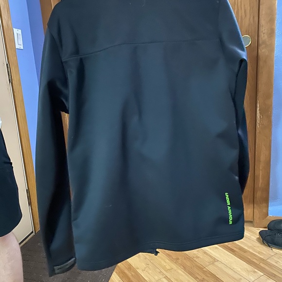 Under Armour jacket size medium! - Picture 2 of 3